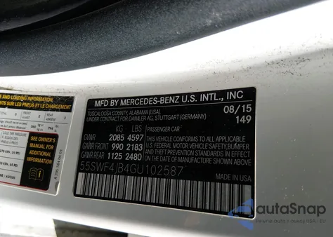 2016 Mercedes-Benz C 300 из США, поврежденный, VIN 55SWF4JB4GU102587